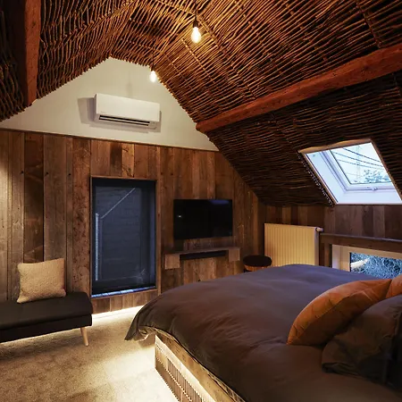 Charly 132 4* Ronquieres